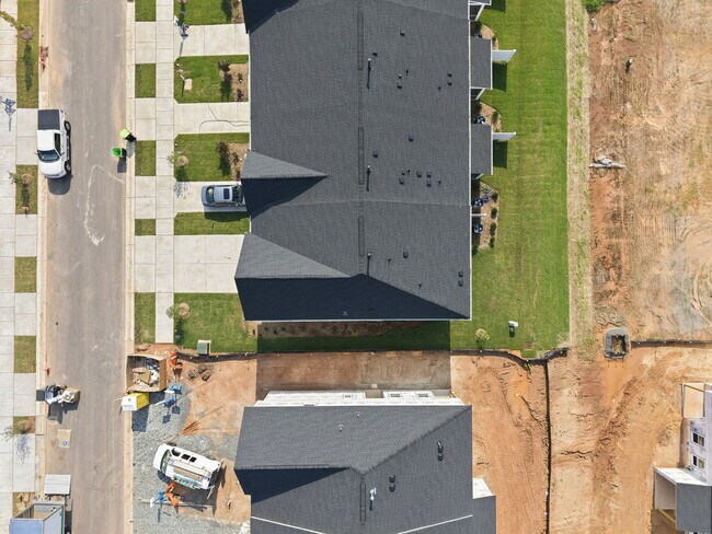 Building Photo - 219 Deercroft Dr