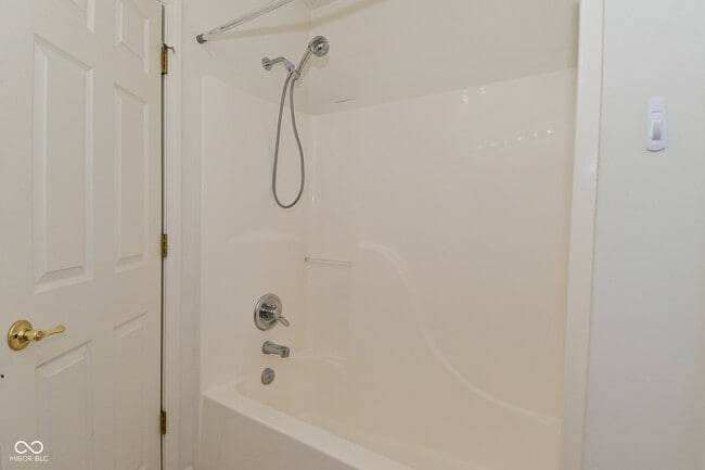 Building Photo - 4115 Weston Pointe Dr