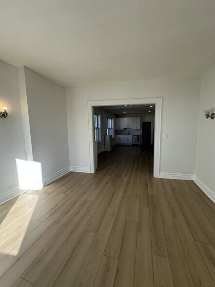 Building Photo - 319 Bloomfield Ave