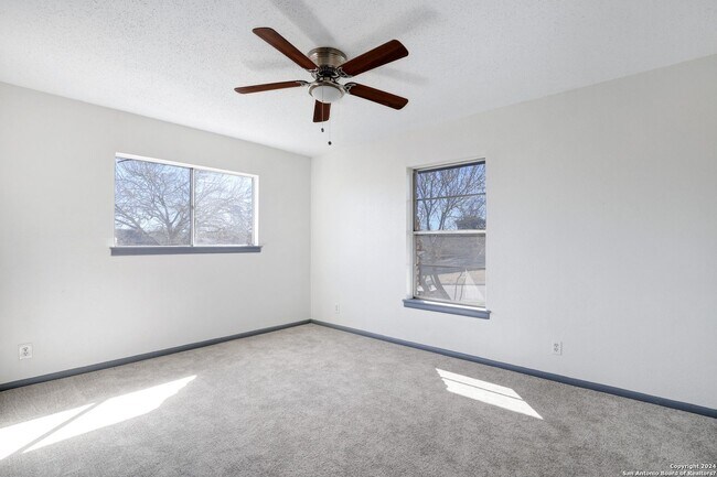 Building Photo - 12614 Moss Hollow Ct
