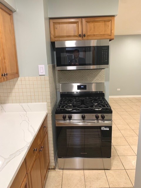 Building Photo - 7300 S 78th Ave