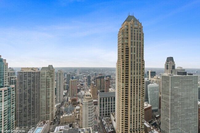 Building Photo - 161 E Chicago Ave