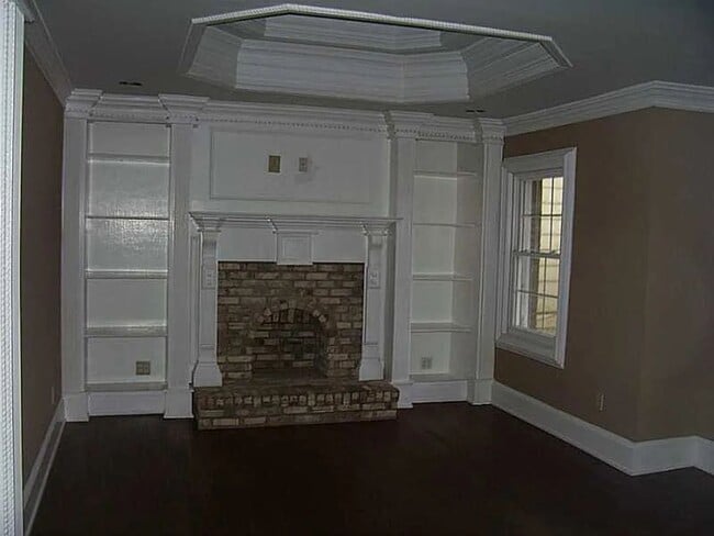 Building Photo - Charming 4BR House in Atlanta