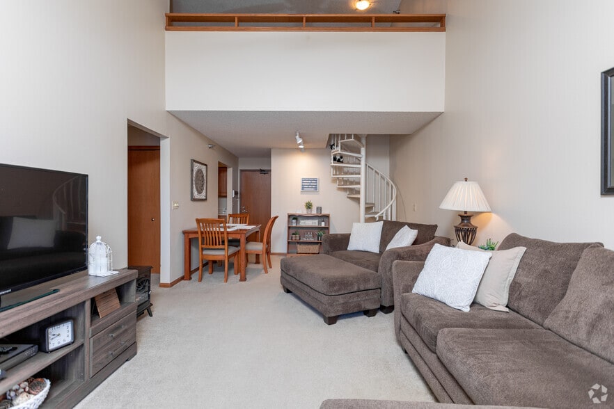 2BR, 2BA - Spiral Loft - Fairway Meadows Associates LLP