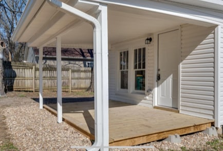 Covered Deck - 525 Cedar St