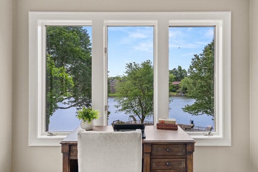 Building Photo - 9711 Pine Point Dr