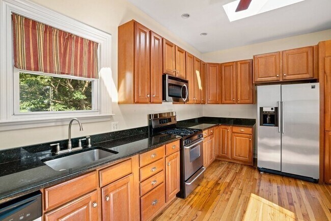 Building Photo - 7 Albion Pl