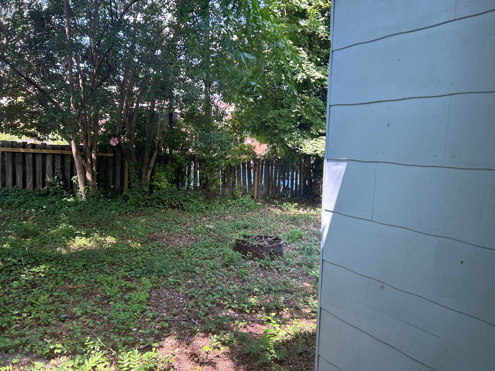 Building Photo - 11 Springdale Ct