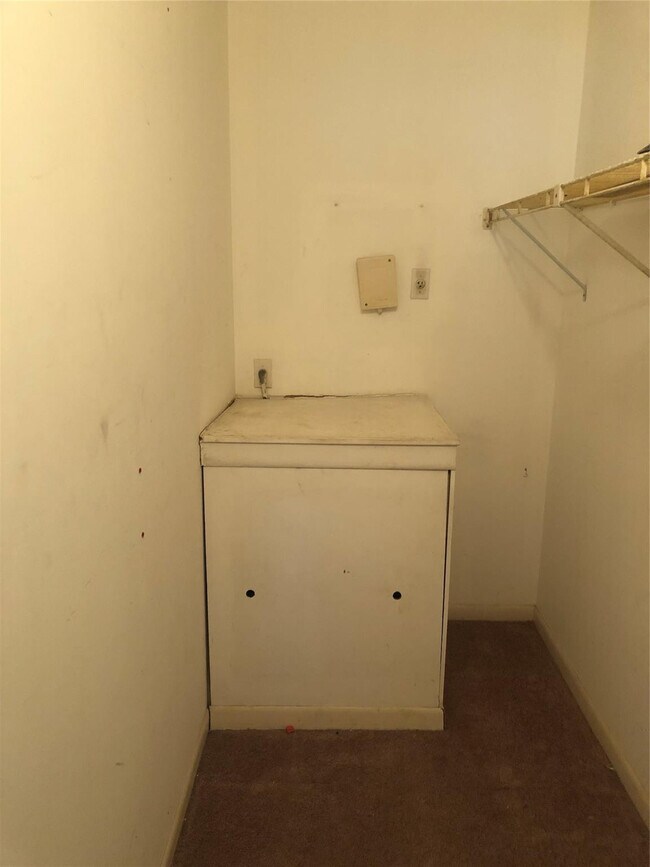 Building Photo - 151 SW 135th Terrace