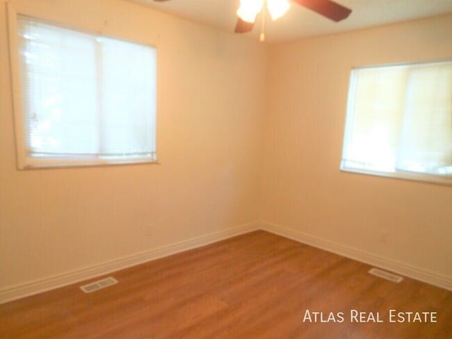 Building Photo - 5560 Yuba Way