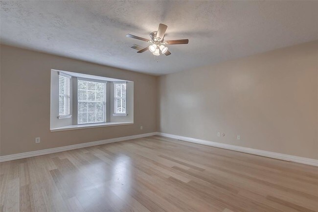 Building Photo - 17010 Grampin Dr