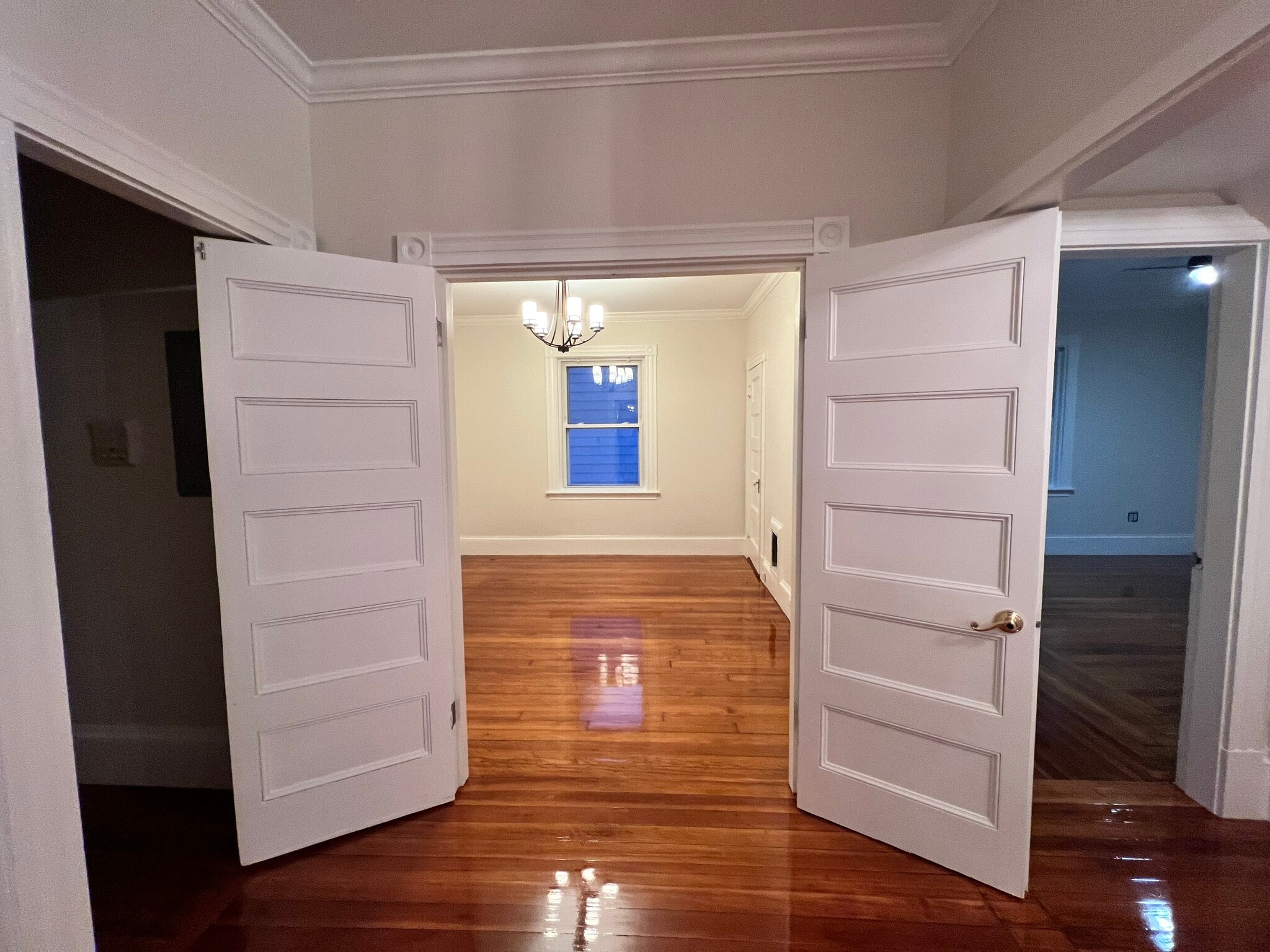 Building Photo - 175 Somerset Ave