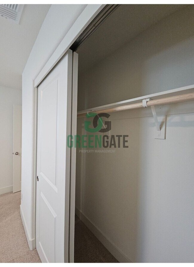 Building Photo - 3 Bedroom 2.5 Bath New Build in Lathrop! AVAILABLE NOW!!