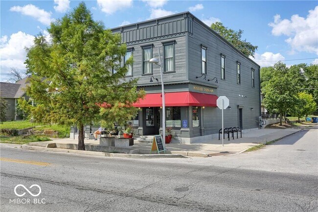 Building Photo - 942 Jefferson Ave