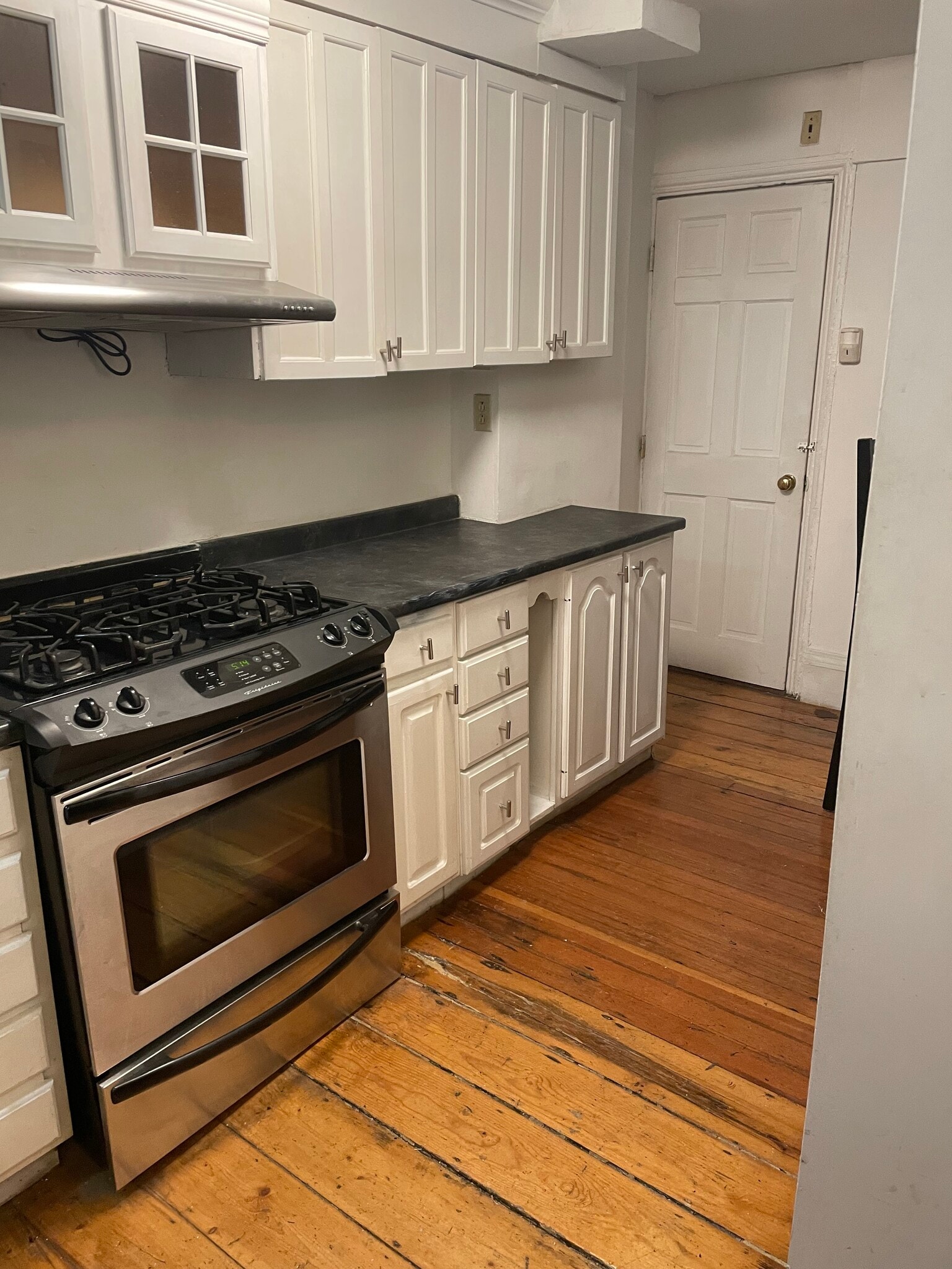 Building Photo - 6 Saint Gregory St