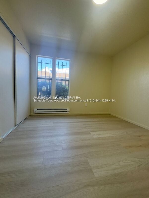 Building Photo - 5438 Holland St