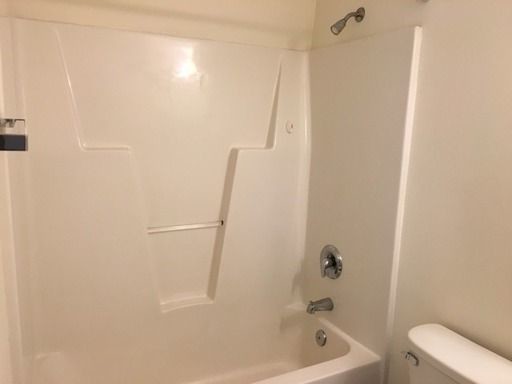 Building Photo - AZALEA TRACE