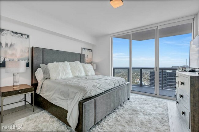 Building Photo - 2 br, 2 bath Condo - 1331 Brickell Bay Dr ...