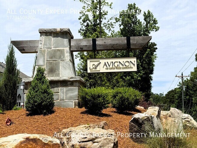 Building Photo - 690 Avignon Blvd
