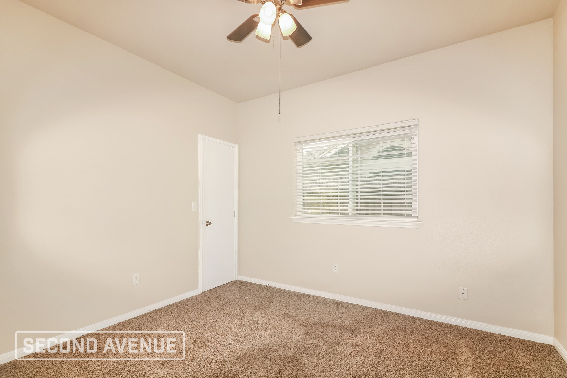Building Photo - 2613 Las Brisas St