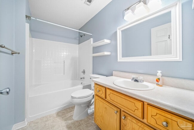 Building Photo - 5899 Gillum Rd