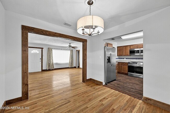 Building Photo - 4603 Jammes Rd