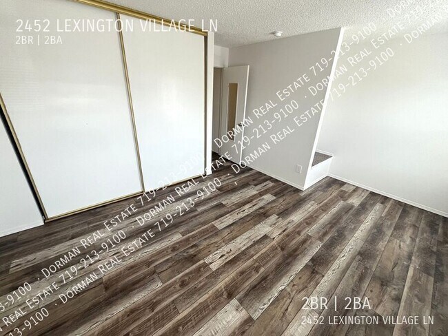 Building Photo - 2452 Lexington Village Ln