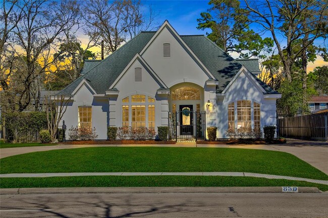 Primary Photo - 850 W 43rd St