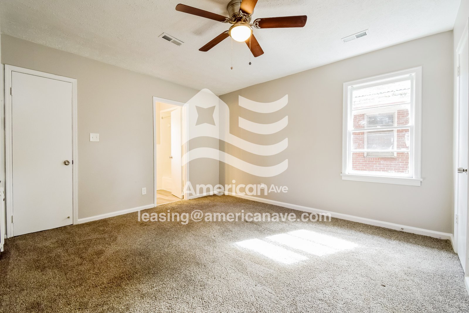 Building Photo - 827 33rd Ave