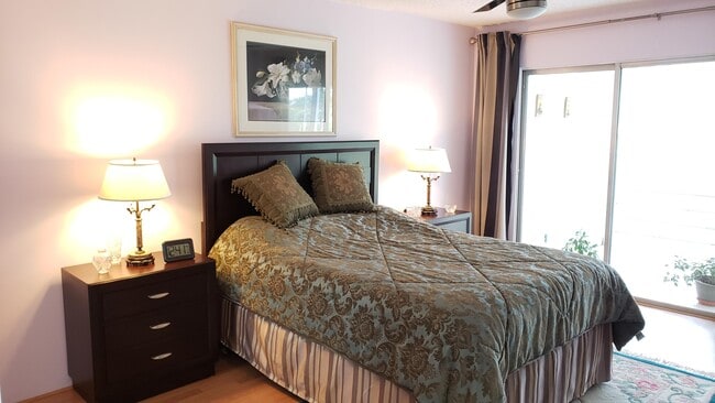 Building Photo - 3755 Via Poinciana