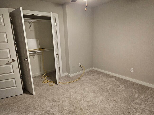 Building Photo - 441 Coconut Ln