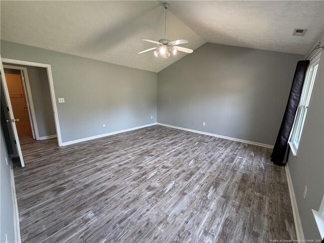 Building Photo - 637 Spy Glass Dr
