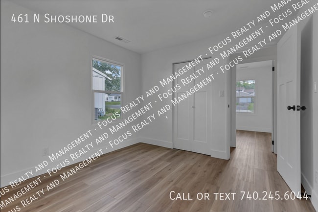 Building Photo - 461 N Shoshone Dr