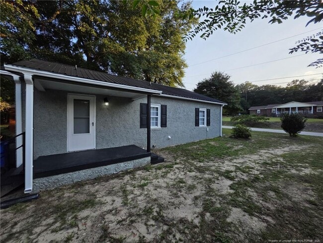 Building Photo - 2031 Womble Dr