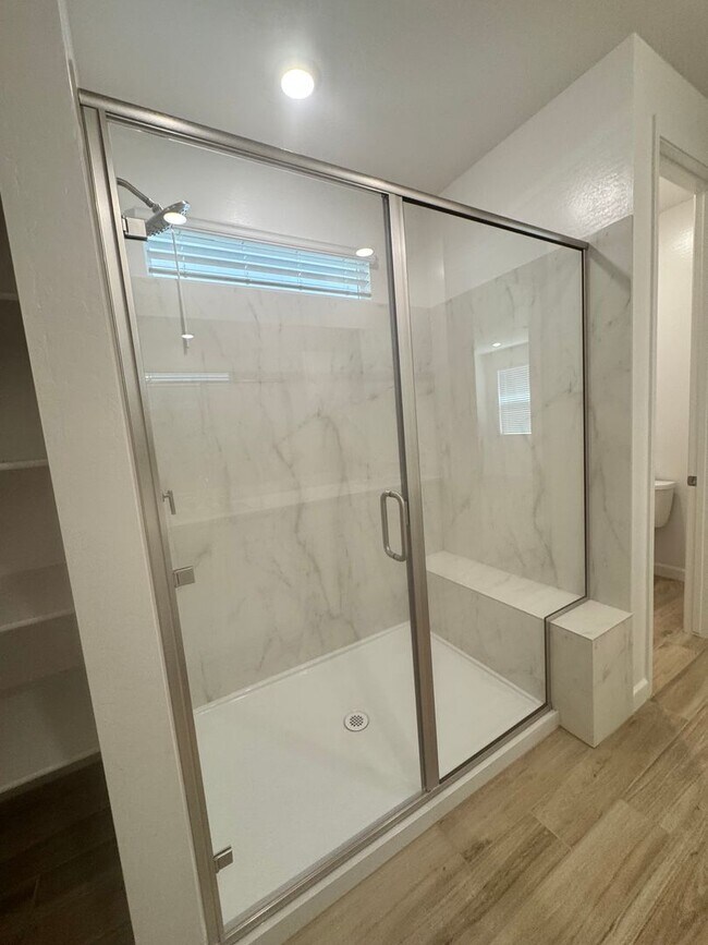Building Photo - BRAND NEW HOME IN ALORAVITA IN PEORIA