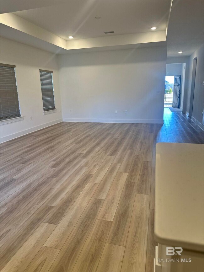 Building Photo - 16863 Fedora Dr