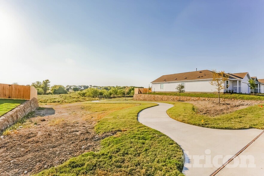 Building Photo - 10712 Cowhide Ln
