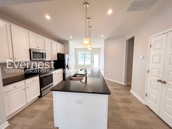 Building Photo - 7731 Leeds Castle Ln