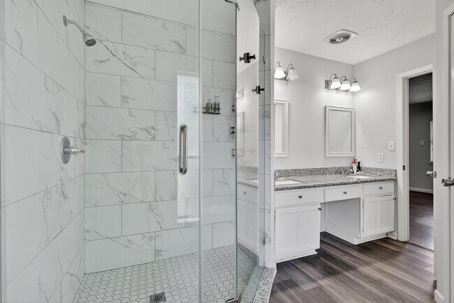 Building Photo - 7331 Misty Morning Dr