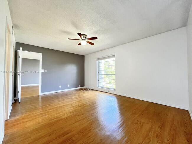 Building Photo - 8330 Sands Point Blvd