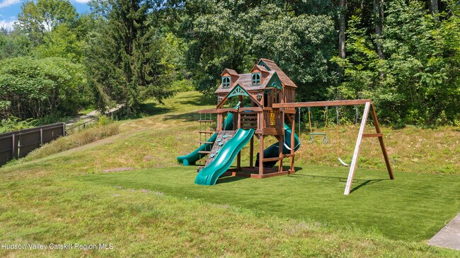 Building Photo - 1977 NY-295