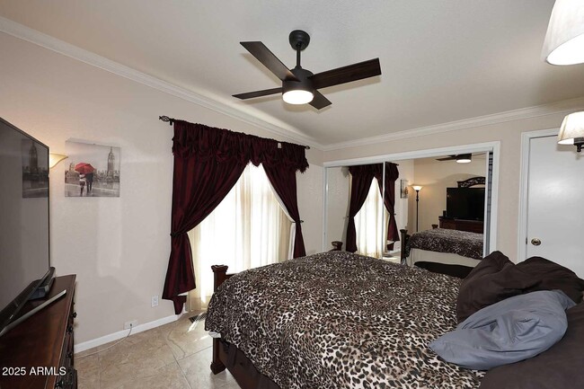 Building Photo - 6066 S Oakmont Dr