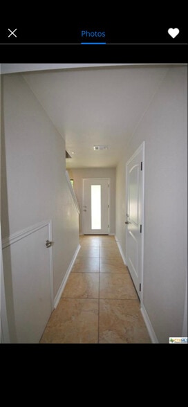 Building Photo - 221 Birch Oak Ln