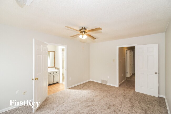 Building Photo - 7134 Markim Dr