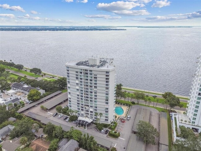 Building Photo - 2611 Bayshore Blvd