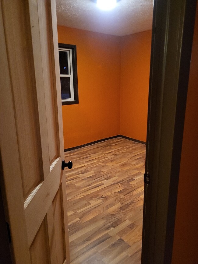 Building Photo - 75 Roland St