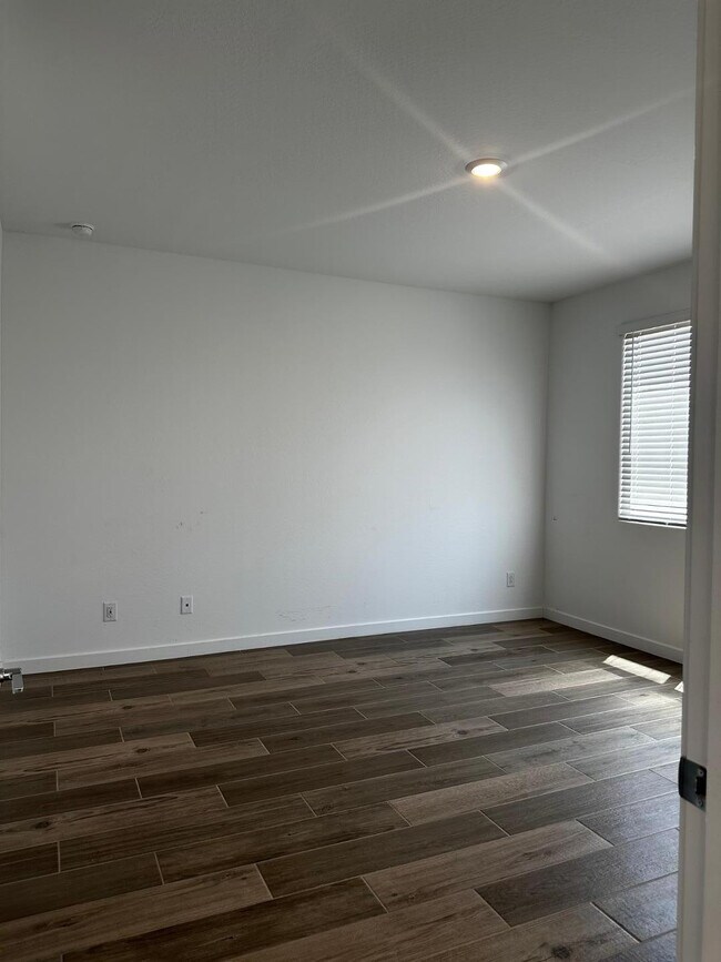 Building Photo - 3269 E Baler Dr
