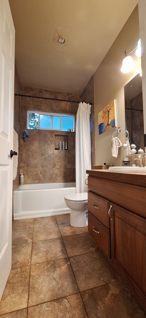 Building Photo - Honu Alahele 1 Bed 1 Bath