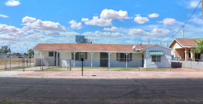 Building Photo - 1341 N Crane St