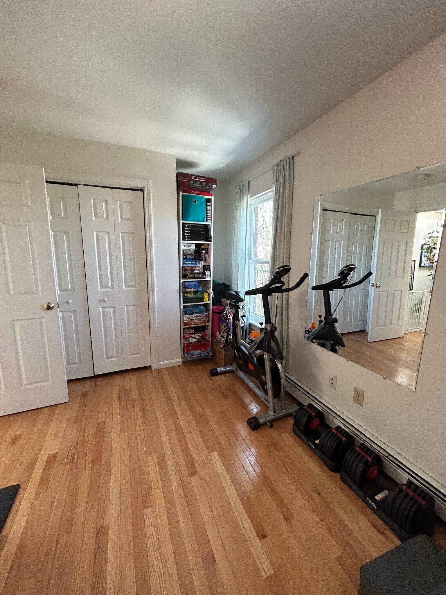 Building Photo - 33 Delle Ave